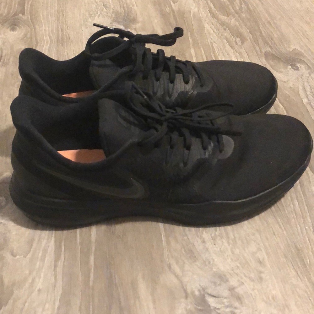 Nike’s **LIKE NEW**